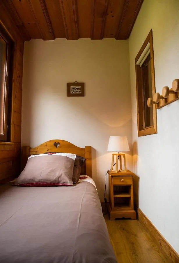 Apartment Gite Balneo La Pomme De Pin Sixt-Fer-a-Cheval France