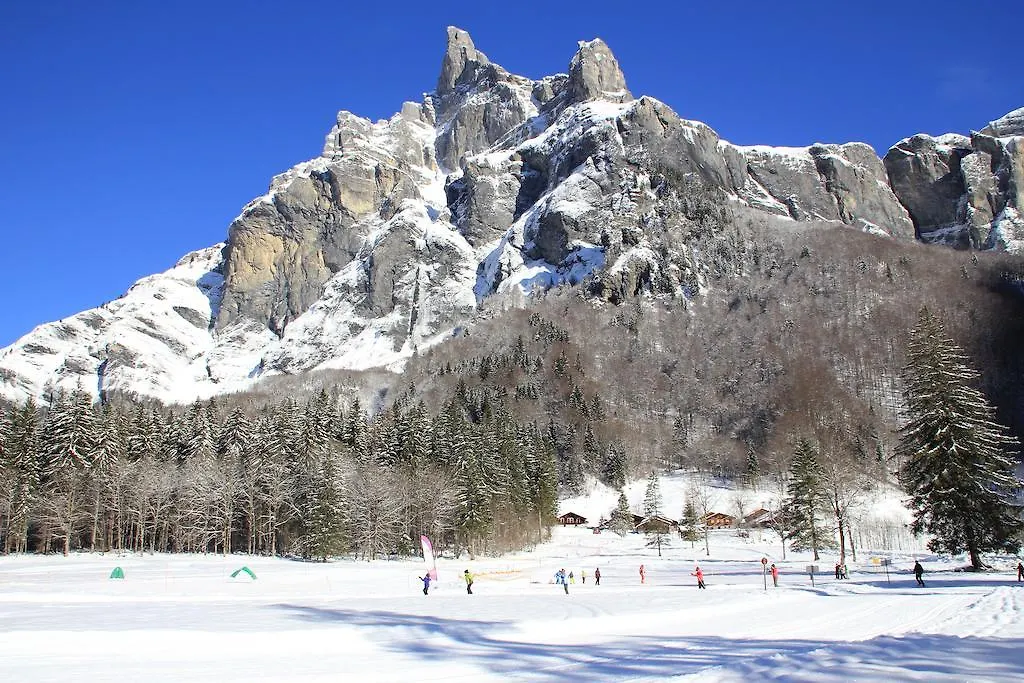 Gite Balneo La Pomme De Pin Sixt-Fer-a-Cheval 0*,